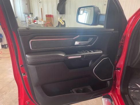 Used 2022 RAM 1500 Laramie image 10