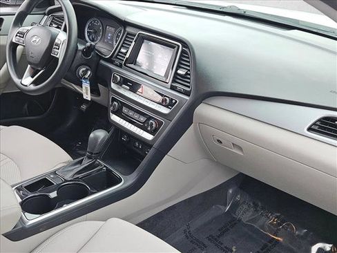 Used 2019 Hyundai Sonata SE image 19