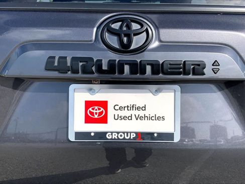 Used 2022 Toyota 4Runner SR5 RWD image 10