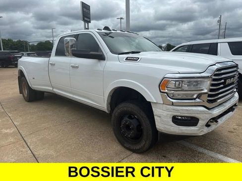 Used 2022 RAM 3500 Limited AWD/4WD image 3