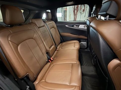 Used 2023 Lincoln Nautilus Reserve w/ Equipment Group 202A image 30