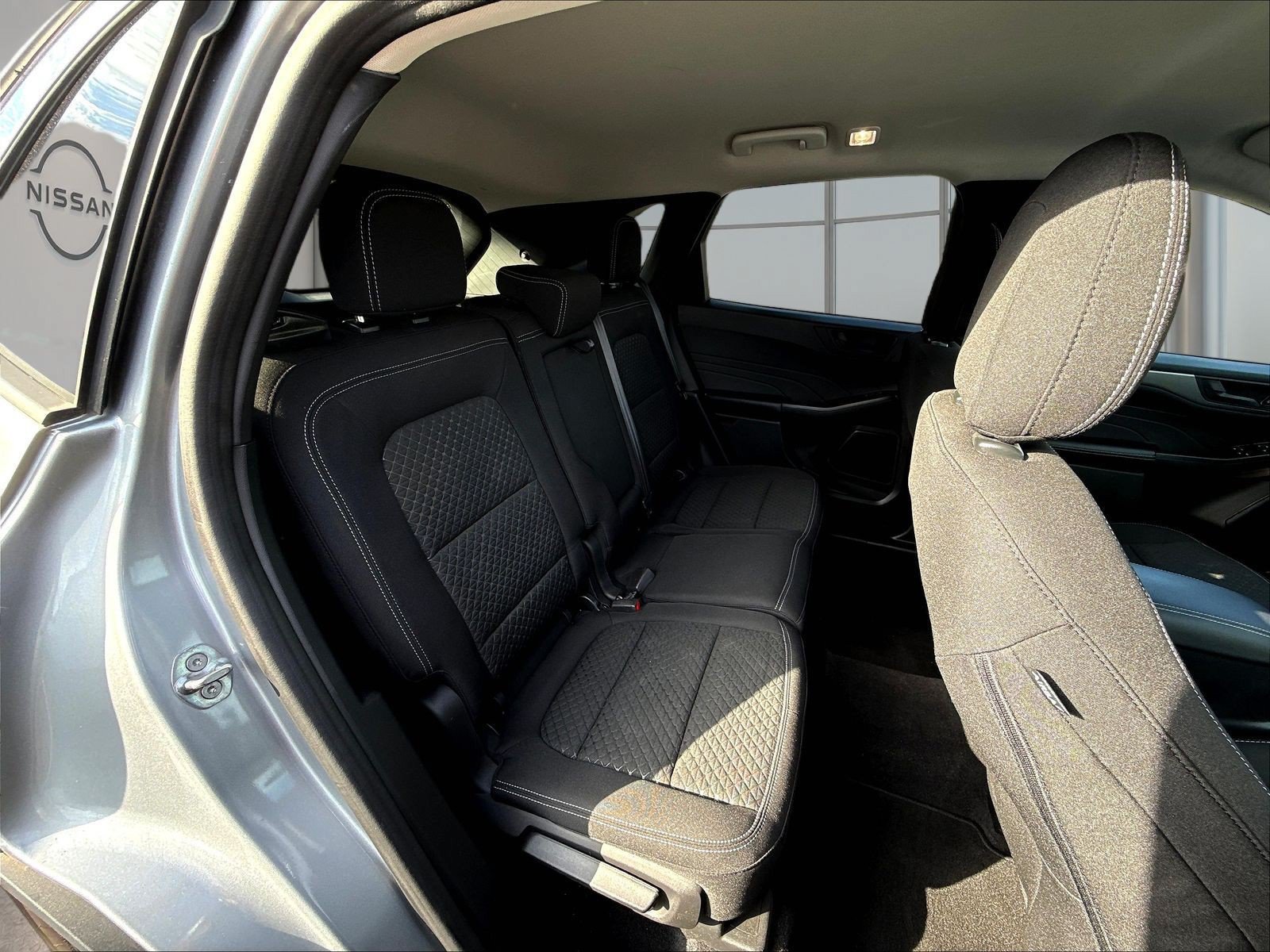 Used 2023 Ford Escape Active AWD/4WD image 27
