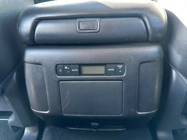 Used 2024 Nissan Armada SL AWD/4WD image 18
