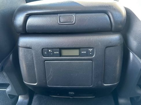 Used 2024 Nissan Armada SL AWD/4WD image 18