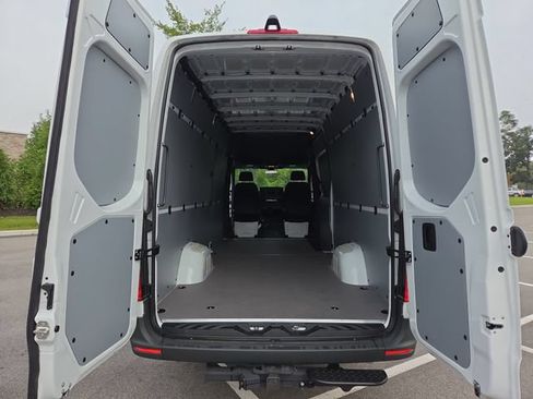 New 2026 Mercedes-Benz Sprinter 2500 image 29