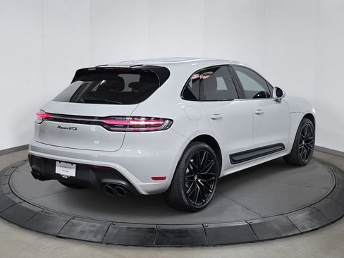 Certified 2025 Porsche Macan GTS AWD/4WD image 7