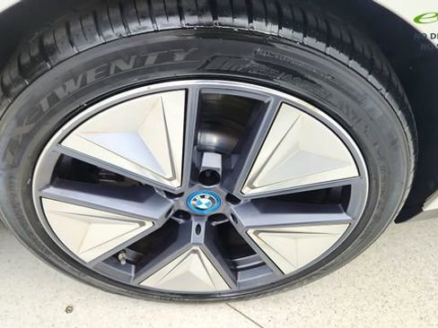 Used 2023 BMW i4 eDrive35 RWD image 60