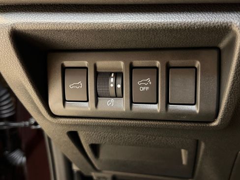 Used 2024 Subaru Outback Touring XT AWD/4WD image 17