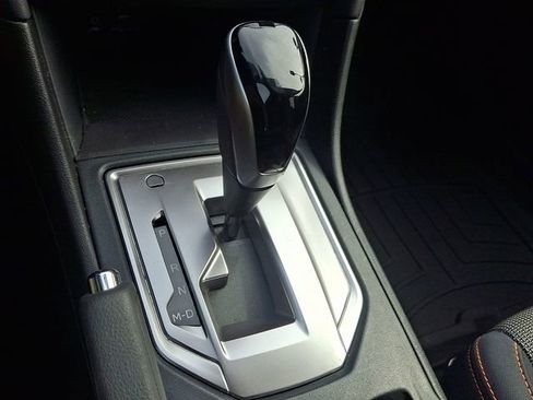 Used 2023 Subaru Crosstrek 2.0i Premium image 15