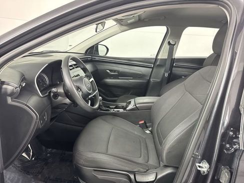 Used 2023 Hyundai Tucson SE image 18