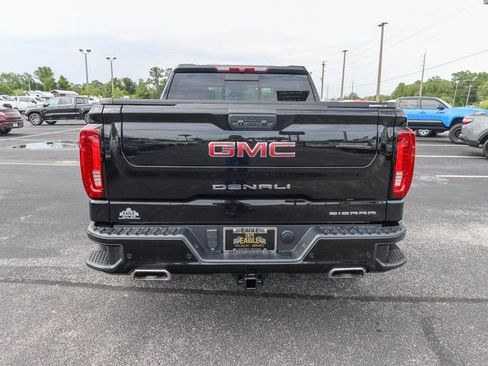 Used 2022 GMC Sierra 1500 Denali AWD/4WD image 8
