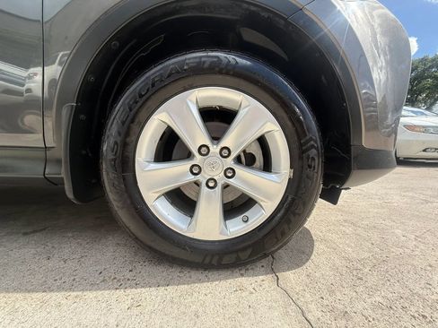 Used 2013 Toyota RAV4 XLE FWD image 28