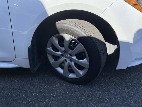 Used 2024 Toyota Corolla LE image 7