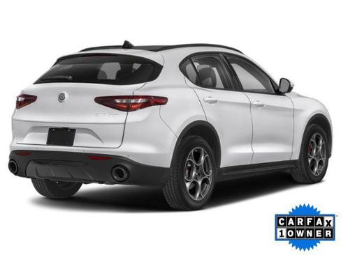 Used 2022 Alfa Romeo Stelvio Ti AWD/4WD image 21