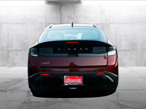 New 2026 Nissan Leaf Platinum+ w/ Cargo Package (Platinum+) FWD image 6