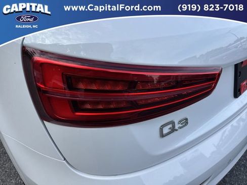 Used 2018 Audi Q3 2.0T Premium FWD image 15
