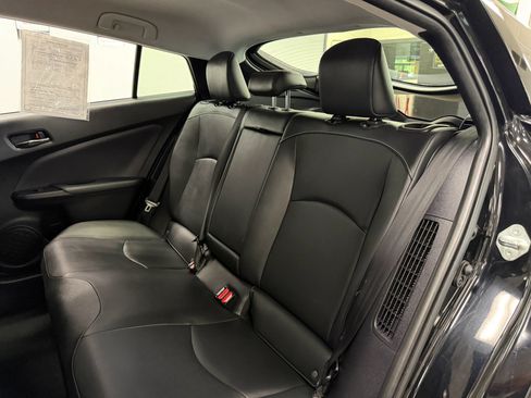 Used 2020 Toyota Prius Prime XLE FWD image 16