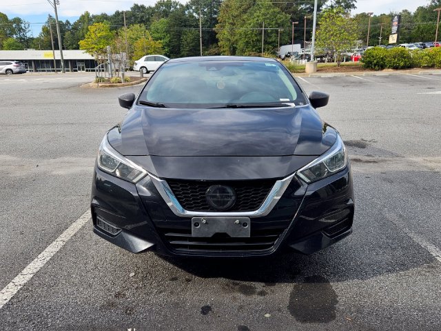 Used 2020 Nissan Versa S FWD image 2