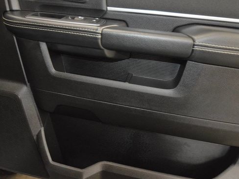 Used 2024 RAM 2500 Big Horn w/ Bed Utility Group image 6