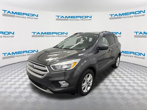 Used 2018 Ford Escape SE w/ SE Sync 3 Package FWD image 1