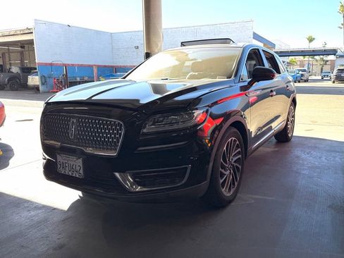 Used 2019 Lincoln Nautilus Reserve image 2