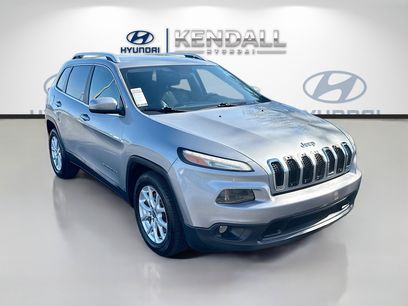 Used 2016 Jeep Cherokee Latitude w/ Comfort/Convenience Group