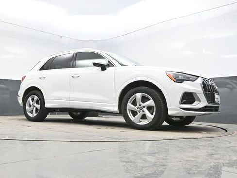 Used 2020 Audi Q3 2.0T Premium AWD/4WD image 35