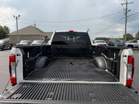 Used 2018 Ford F350 Lariat w/ Lariat Ultimate Package AWD/4WD image 7