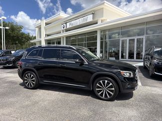 Used 2023 Mercedes-Benz GLB 250 video 1