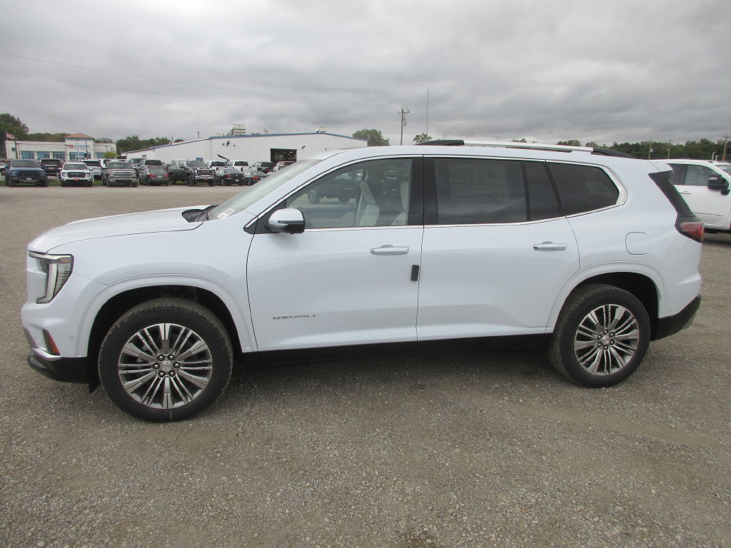 New 2027 GMC Acadia Denali FWD image 7