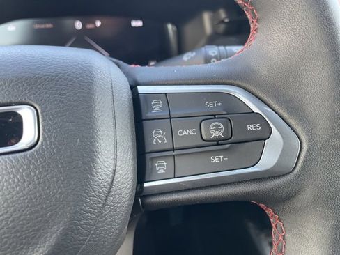 Used 2024 Jeep Compass Trailhawk w/ Trailhawk Elite Group image 21