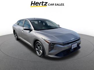 Used 2025 Kia K4 LXS video 1