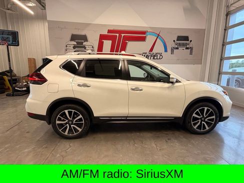 Used 2019 Nissan Rogue SL w/ Premium Package AWD/4WD image 3
