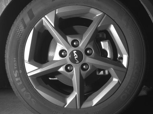 Used 2025 Kia K4 LXS FWD image 13