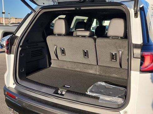 New 2026 GMC Acadia Elevation w/ Super Cruise Package image 7