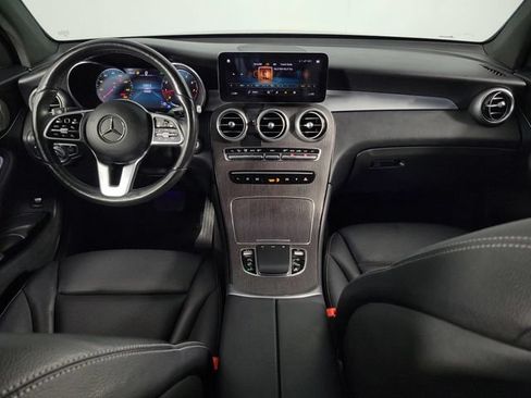 Used 2021 Mercedes-Benz GLC 300 4MATIC w/ Premium Package image 25