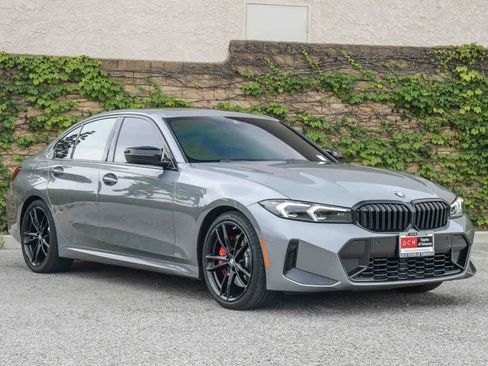 Used 2024 BMW 330i Sedan w/ M Sport Package RWD image 3