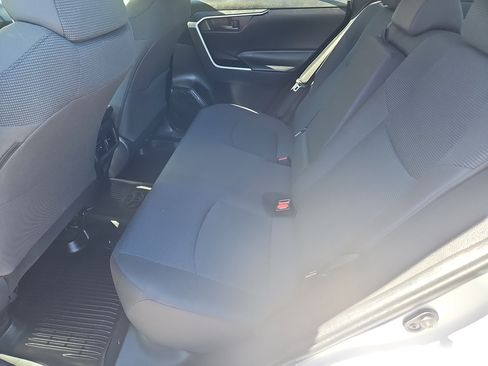 Used 2023 Toyota RAV4 LE AWD/4WD image 25