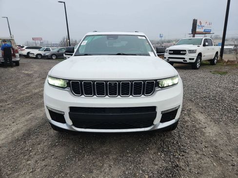 Used 2021 Jeep Grand Cherokee L Limited w/ Luxury Tech Group II image 8