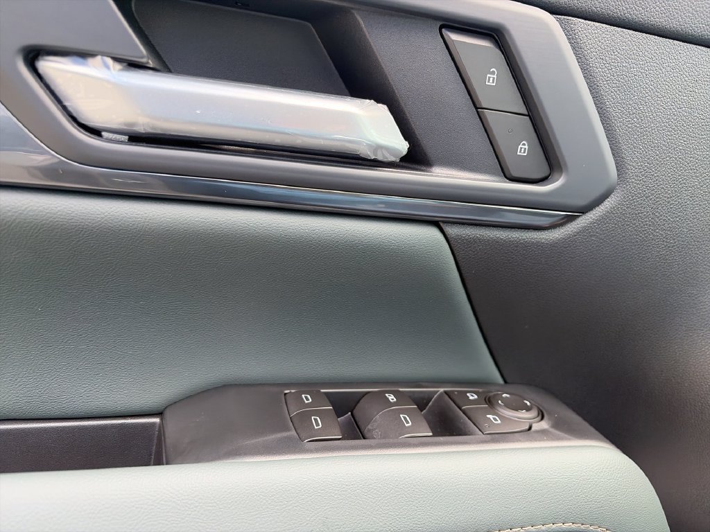 New 2026 GMC Terrain AT4 AWD/4WD image 29