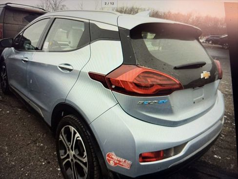 Used 2017 Chevrolet Bolt Premier w/ Driver Confidence II Package image 2