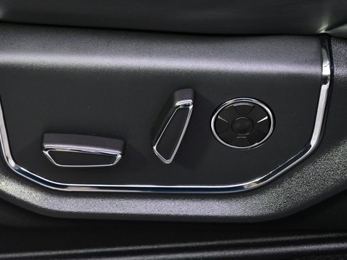 Used 2022 Ford Expedition Max Platinum image 14