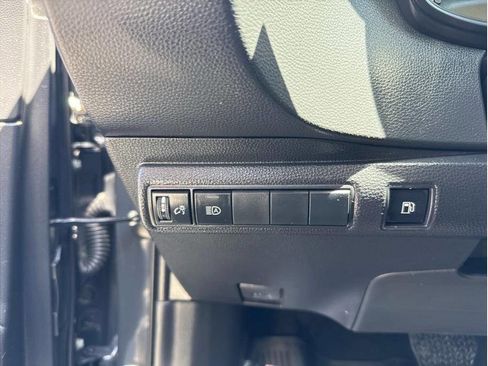 Used 2023 Toyota Corolla LE FWD image 14