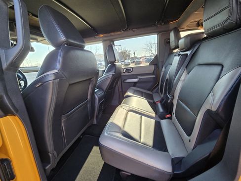 Used 2021 Ford Bronco Wildtrak image 11