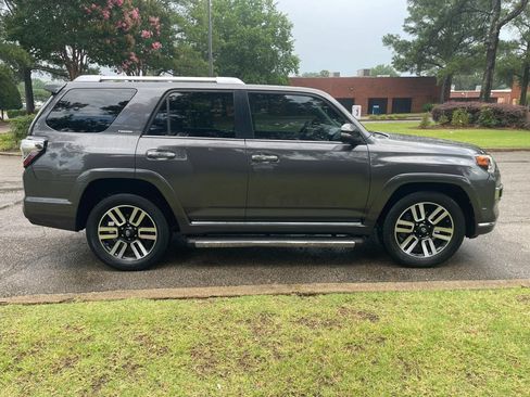 Used 2016 Toyota 4Runner Limited RWD image 6