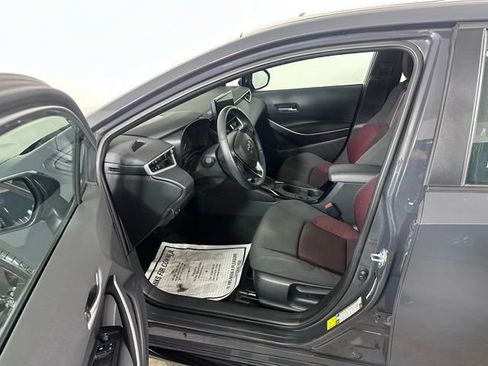 Used 2024 Toyota Corolla SE w/ SE Premium Package FWD image 19