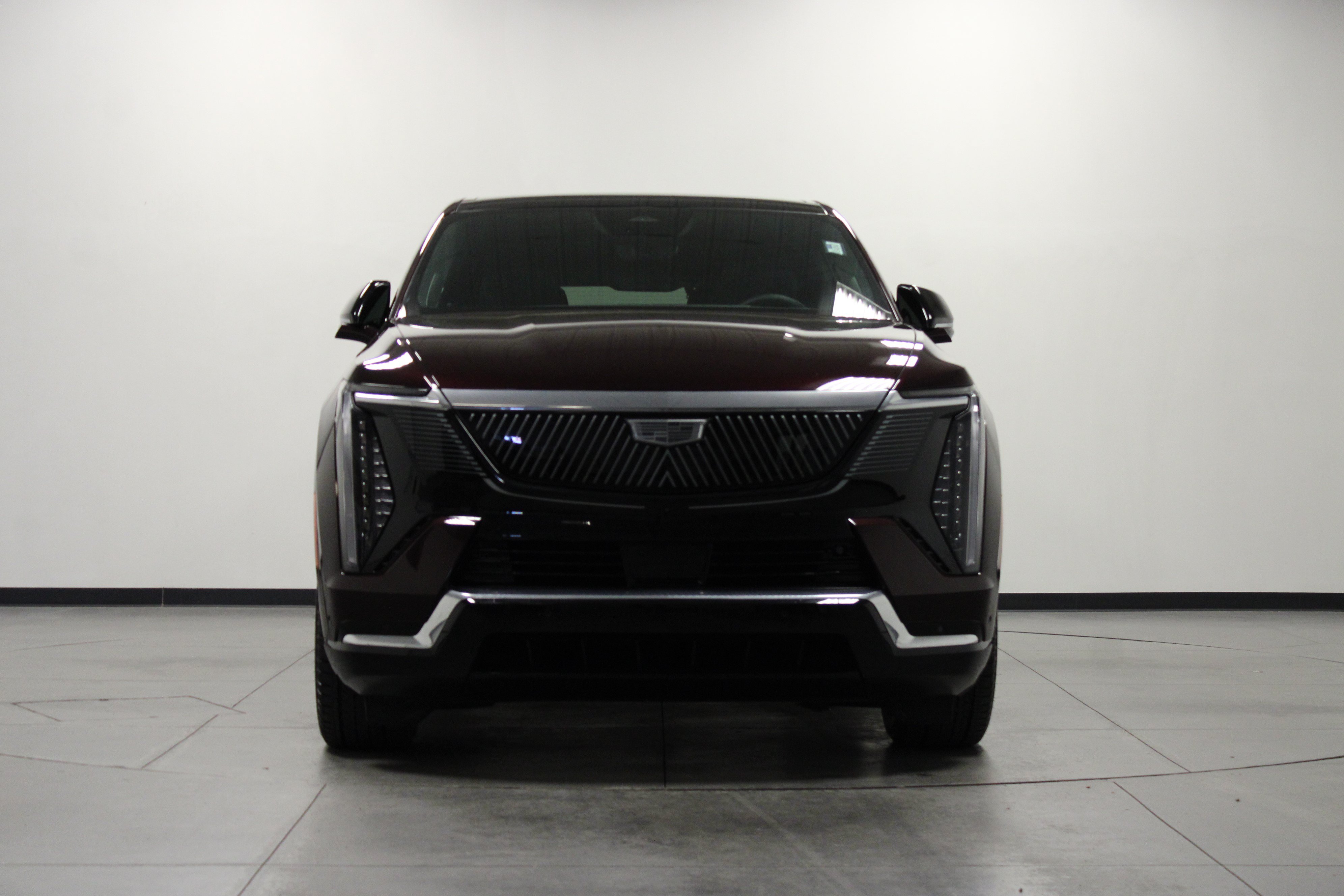Used 2025 Cadillac Escalade IQ Luxury 2 w/ LPO, Premium Carpet Package AWD/4WD image 9