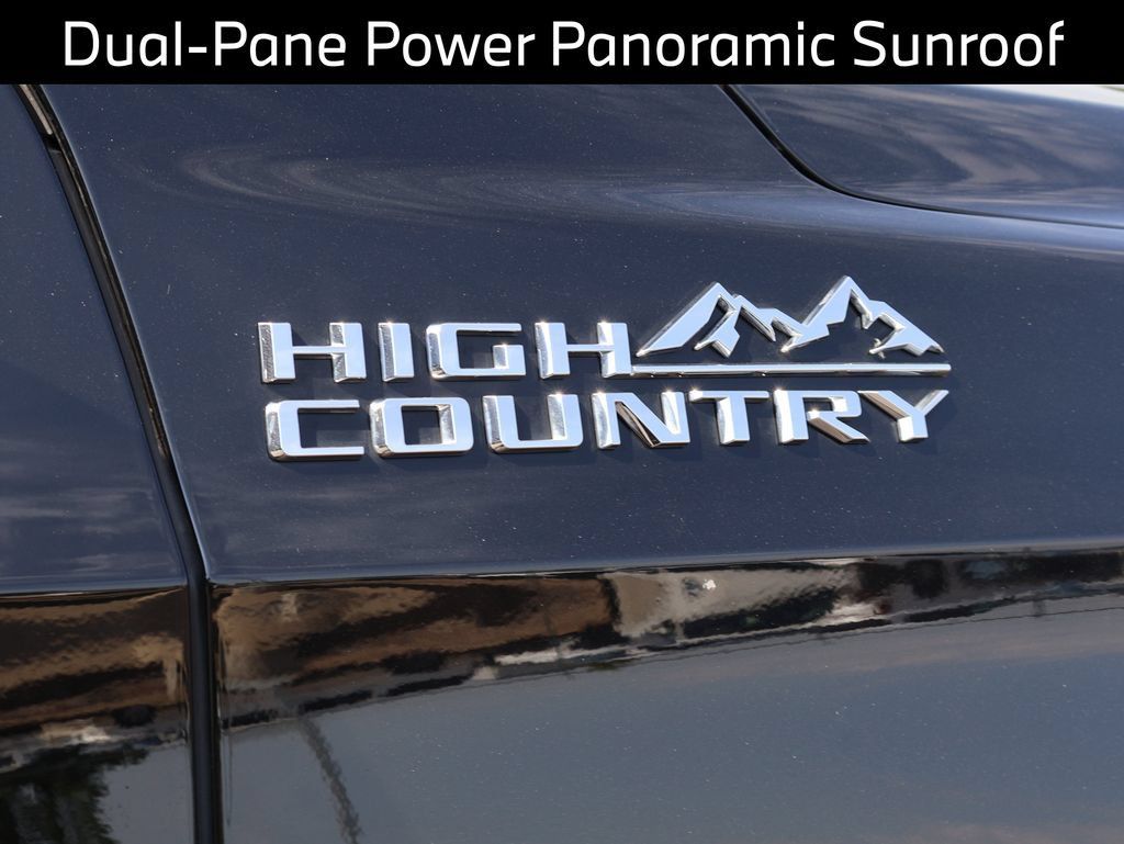 Used 2023 Chevrolet Tahoe High Country AWD/4WD image 16