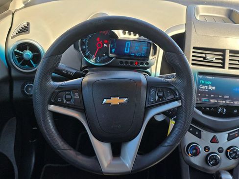 Used 2015 Chevrolet Sonic LT FWD image 17