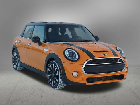 Used 2017 MINI Cooper S image 8